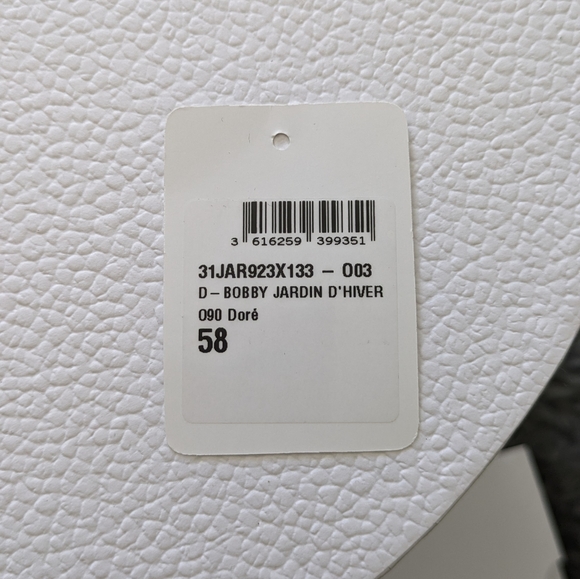 Christian Dior Bucket Hat. - Picture 11 of 11